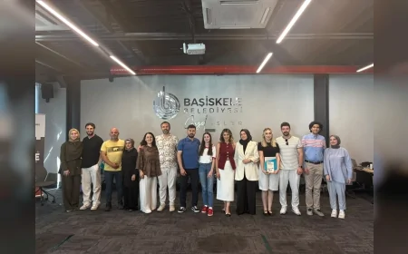 Başiskele Belediyesi Evlilik Okulu Üç Yıldır Çiftlerin Aile Hayatına Rehberlik Ediyor