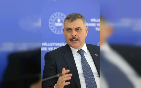 İÇİŞLERİ BAKANI MUSTAFA ÇİFTÇİ: “SAHİPSİZ SOKAK HAYVANLARININ YÜZDE 83’Ü BAKIM EVLERİ VE DOĞAL YAŞAM ALANLARINA ALINDI”
