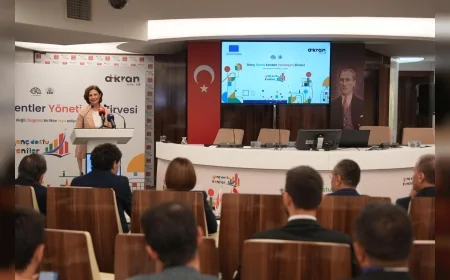 Eskişehir Büyükşehir Belediye Başkanı Ayşe Ünlüce: “Bu Ödülü Eskişehir’de Yaşayan Gençler Adına Alıyorum”