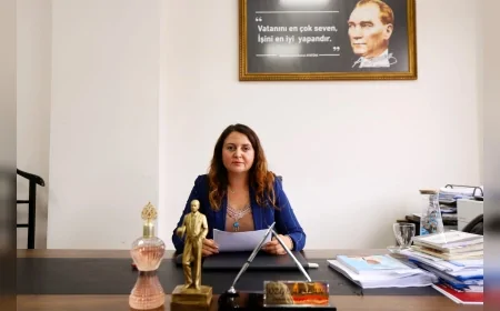 Yunusemre Belediye Başkan Yardımcısı Emine Özge Arslan: “Gerçekleri Çarpıtarak Süreci Sahiplenmeye Çalışıyorlar”