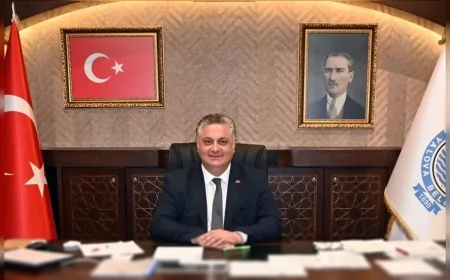 YALOVA BELEDİYE BAŞKANI MEHMET GÜREL: “MUHARREM AYI’NIN BİRLİK VE DAYANIŞMA RUHUNU GÜÇLENDİRMESİNİ DİLİYORUM”