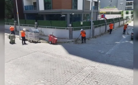 Efeler’de Orta, Ata ve Mimar Sinan Mahallelerinde Kapsamlı Temizlik Çalışmaları Aralıksız Sürüyor