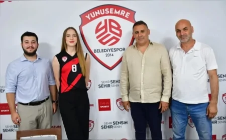 YUNUSEMRE BELEDİYESPOR ALTYAPISINDA YETİŞEN RENGİN NUHOĞLU İLE YENİDEN ANLAŞMA SAĞLADI