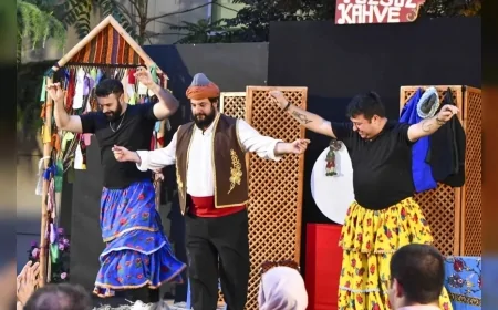 Ankara Büyükşehir Belediyesi Şehir Tiyatroları’nın “Bir Yudum Muhabbet” Oyunu Gençlik Parkı’nda Büyük İlgi Gördü