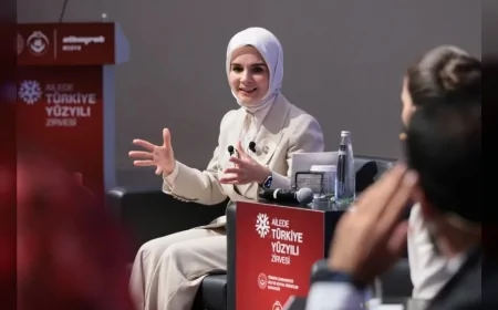 Aile ve Sosyal Hizmetler Bakanı Mahinur Özdemir Göktaş: “Amacımız Roblox’u yasaklamak değil, denetlemek”