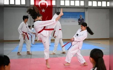 Bornova Belediye Başkanı Ömer Eşki: “Tüm Bornovalıları Bu Yaz Spor Yapmaya Davet Ediyorum”