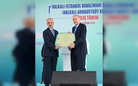 Ulaştırma ve Altyapı Bakanı Abdulkadir Uraloğlu: “Halkalı-Arnavutköy Metro Hattı ilk işletme gününde 10 bin 21 yolcuya hizmet verdi”