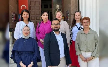 İbni Sina Enstitüsü Genel Koordinatörü Yunus Emre Demirci: “Yaşlanan nüfus dünyanın en büyük bilgelik ve sürdürülebilirlik kaynağıdır”