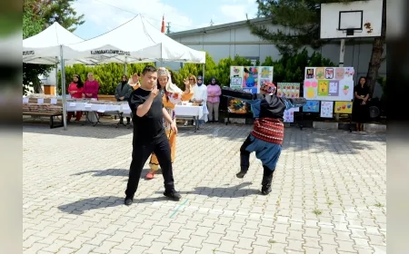 Kahramankazan’da Özel Bireylerin Hazırladığı Sanat Sergisi ve Kermes Yoğun İlgi Gördü