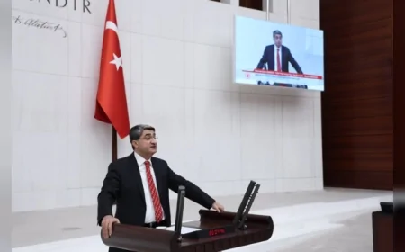 DEVA Partisi Genel Başkan Yardımcısı Mehmet Emin Ekmen: “Bu ekonomi vatandaşı tefeciye mahkûm etti”