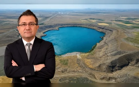 Karapınar Belediye Başkanı İbrahim Önal volkanik Acı Göl’ü turizme kazandırarak bölgeye yeni cazibe merkezi oluşturdu