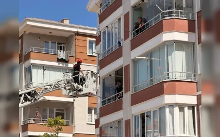 Çorum’da Apartman Yangını: 7 Kişi Dumandan Etkilendi, 3 Kişi Hastaneye Kaldırıldı