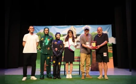 Giresun Belediyesi Şehir Tiyatrosu “Mikropla Savaş” Oyunu ile Ordu’daki Festivalde Çocuklardan Yoğun İlgi Gördü