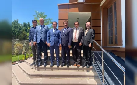 AK Parti Erzurum Milletvekili Av. Abdurrahim Fırat ve Gölbaşı Kaymakamı Erol Rüstemoğlu’ndan Türkiye Trafik ve İş Kazası Derneğine Ziyaret