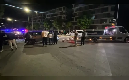 Çorum'da İkbal Kavşağı'ndaki zincirleme trafik kazasında 2 kişi yaralandı