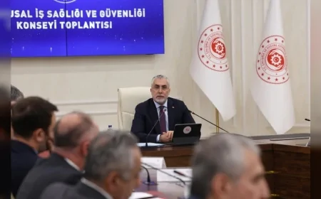 Çalışma ve Sosyal Güvenlik Bakanı Prof. Dr. Vedat Işıkhan: “2026-2030 Ulusal İş Sağlığı ve Güvenliği Politika Belgemizle Daha Güçlü ve Sürdürülebilir Bir Vizyon Ortaya Koyuyoruz”