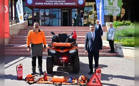 Bursa Belediyeler Birliği Başkanı Oktay Yılmaz: “Koruduğumuz her ağaç geleceğe yatırımdır” vurgusuyla Orman Yangınları Farkındalık Programında risk azaltma mesajı verdi