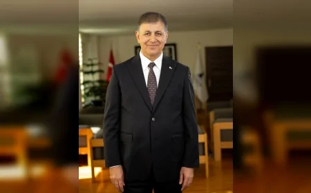 İzmir Büyükşehir Belediye Başkanı Dr. Cemil Tugay UCLG Kültür Komitesi Eş Başkanlığına seçildi!