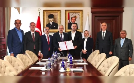 İnegöl Kemalpaşa Mahallesi'nde 5 Hekimli Şule-Talha Timur Han Aile Sağlığı Merkezi İçin Protokol İmzalandı
