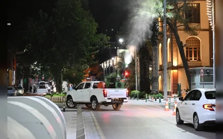 Manisa Büyükşehir Belediyesi Şehzadeler ve Yunusemre’de Sivrisineklere Karşı Eş Zamanlı İlaçlama Çalışması Gerçekleştirdi