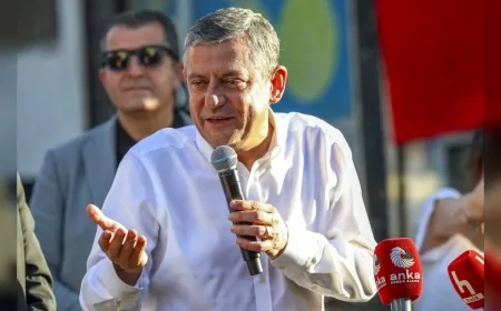 CHP Lideri Özgür Özel: “İktidara yürümeye başladıkça hedef olduk, Cumhurbaşkanı adayımızı hapse attılar, partimize butlan atadılar”