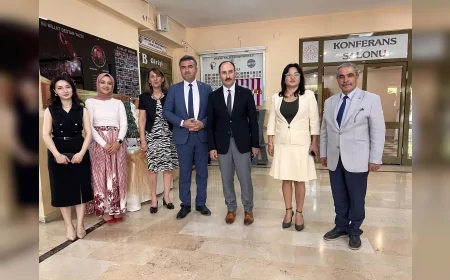 MAMAK HALK EĞİTİM MERKEZİ’NDE “MAARİF’İN İZİNDE YENİDEN DÖNÜŞÜM” SERGİSİ AÇILDI