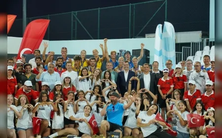 Ayvalık Sarımsaklı Plajı'nda Dünya Plaj Voleybolu Heyecanı Sona Erdi