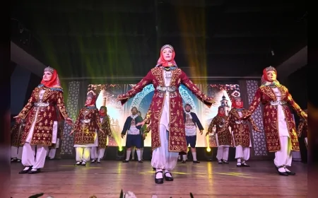 Manisa Büyükşehir Belediyesi Halk Dansları Gala Gecesi'nde Anadolu’nun Kültürel Zenginliği Sahneye Taşındı