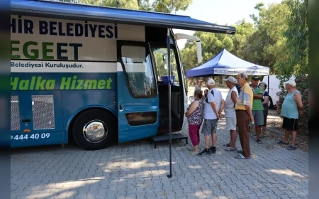 MOBİL HALK EGE ET KUŞADASI'NDA YOĞUN İLGİ GÖRDÜ