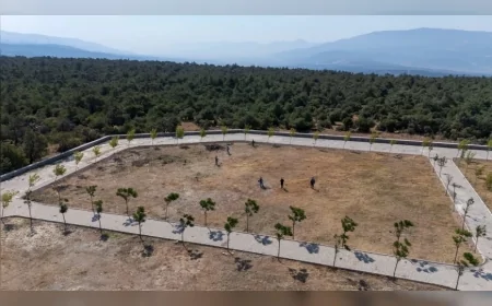 İzmir Büyükşehir Belediyesi Bornova Kayadibi’nde 25 Bin Defin Kapasiteli Kent Mezarlığını Hizmete Açtı