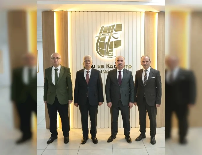 Çorum Valisi Ali Çalgan Tapu Müdürlüğü Çalışmalarını Yerinde İnceledi