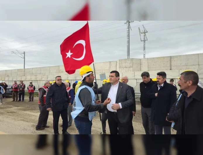 CHP Genel Başkan Yardımcısı Ulaş Karasu: “Bir hükümet işçisine, emekçisine yalan söyler mi”