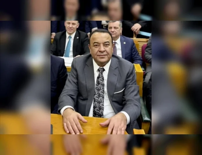 CHP Ankara Milletvekili Adnan Beker CHP Genel Merkezi önündeki olayların araştırılması için harekete geçti