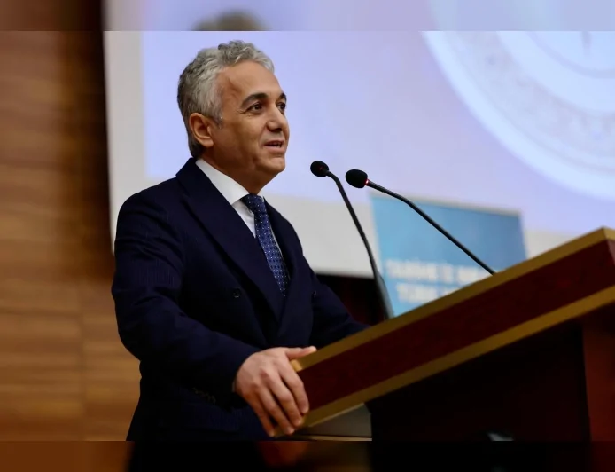 HEKİMSEN Genel Başkanı Uzm. Dr. Adil Kurban: “Türkiye, dünya hekimlerinin danıştığı acil tıp merkezi olacak”