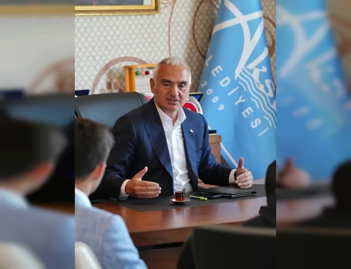 Kültür ve Turizm Bakanı Mehmet Nuri Ersoy: “Yerel yönetimlerimizle uyum içerisinde şehirlerimize daha fazla hizmet üretmeye devam edeceğiz”