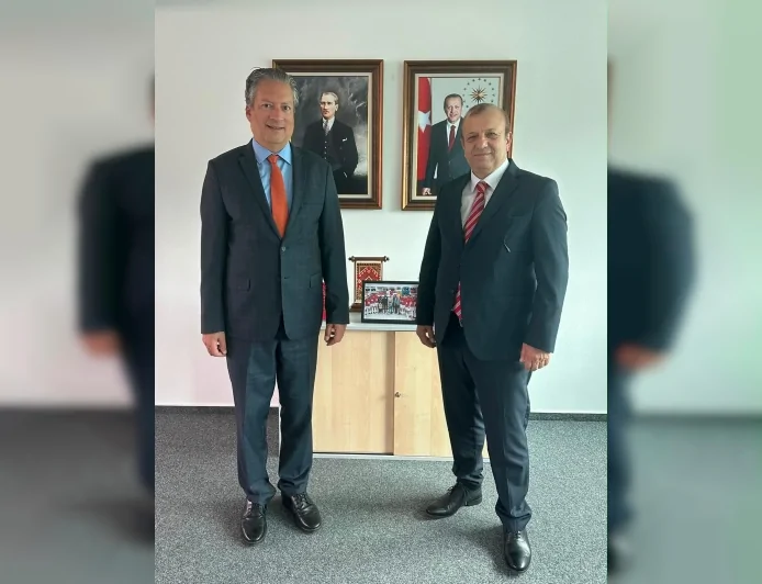 Kassel’de DOCUMENTA 16 kapsamında Avicenna 1001 Şifa Etkinlikleri için uluslararası iş birliği süreci masaya yatırıldı