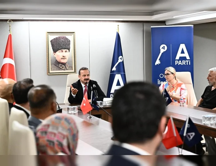 Anahtar Parti Genel Başkanı Yavuz Ağıralioğlu: “Demokraside patron millettir, ne derse o olur”