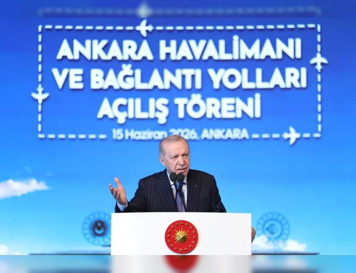 Cumhurbaşkanı Erdoğan: “2026, zirveye oynayan Türkiye için zirveler yılı olarak devam ediyor”
