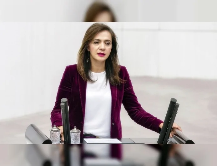 CHP Genel Başkan Yardımcısı Dr. Gamze Akkuş İlgezdi: “Faturayı Çete Liderleri Değil, Masum Vatandaş Ödüyor”