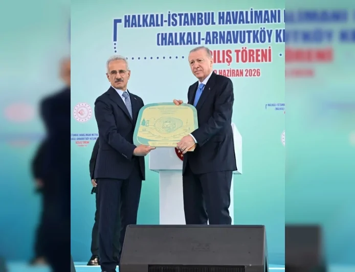 Ulaştırma ve Altyapı Bakanı Abdulkadir Uraloğlu: “Halkalı-Arnavutköy Metro Hattı ilk işletme gününde 10 bin 21 yolcuya hizmet verdi”