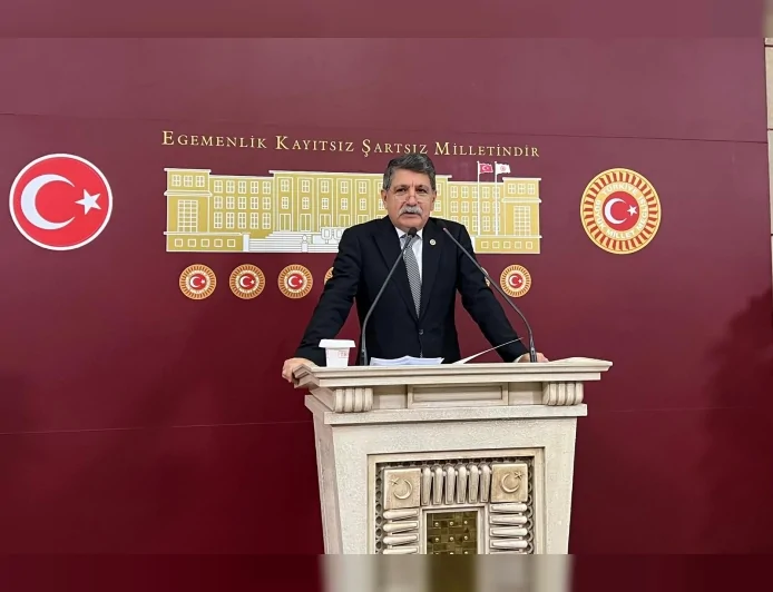 CHP Kocaeli Milletvekili Prof. Dr. Mühip Kanko: “Bir Çocuğun Yaşama Hakkı Bağış Kampanyalarına Terk Edilemez”