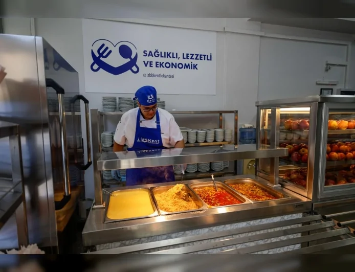 İzmir Büyükşehir Belediyesi Konak Levent’te yedinci Kent Lokantası’nı açtı, dört çeşit yemek 25 liradan sunuluyor