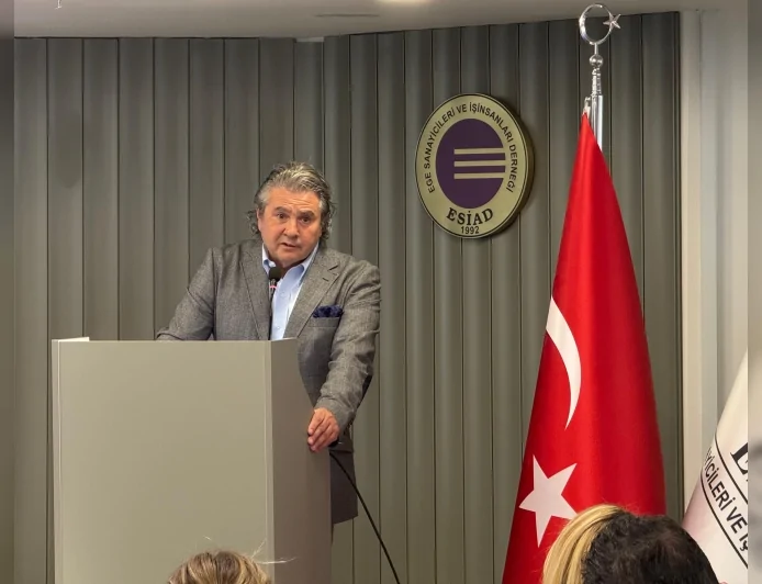 Global Resources Partners Yönetim Kurulu Başkanı Mehmet Öğütçü: “3. Dünya Savaşı başladı ama cepheler artık ticaret, enerji ve teknolojide”