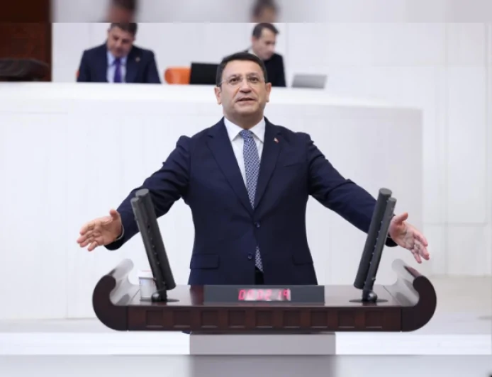 DEVA PARTİSİ ANKARA MİLLETVEKİLİ AV. İDRİS ŞAHİN: “SİVRİSİNEK AVLARAK BATAKLIĞI KURUTAMAZSINIZ”