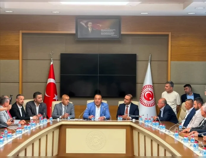 CHP Ankara Milletvekili Adnan Beker: “Ulaşım Esnafının Sorunlarını Çözmek Hepimizin Sorumluluğudur”