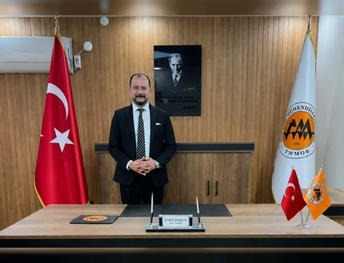 TMMOB Jeofizik Mühendisleri Odası Adana Şube Başkanı Emin Pişkin: “Ceyhan depreminin üzerinden 28 yıl geçti, artık ‘yapıyormuş gibi’ görünmeye tahammülümüz yok”