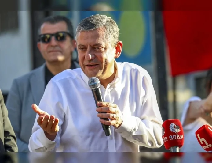 CHP Lideri Özgür Özel: “İktidara yürümeye başladıkça hedef olduk, Cumhurbaşkanı adayımızı hapse attılar, partimize butlan atadılar”