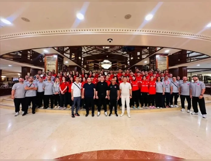Türkiye Taekwondo Federasyonu Başkanı Bahri Tanrıkulu: “Bu organizasyonda da Türk bayrağını en iyi şekilde dalgalandıracağınıza yürekten inanıyorum”