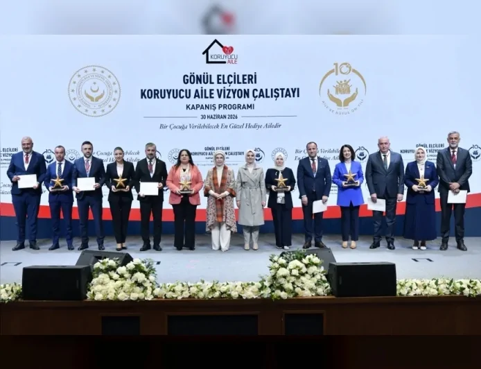 CUMHURBAŞKANI RECEP TAYYİP ERDOĞAN’IN EŞİ EMİNE ERDOĞAN: “15 BİN 803 ÇOCUĞUMUZ BİZLERDEN BİR YUVA BEKLİYOR”