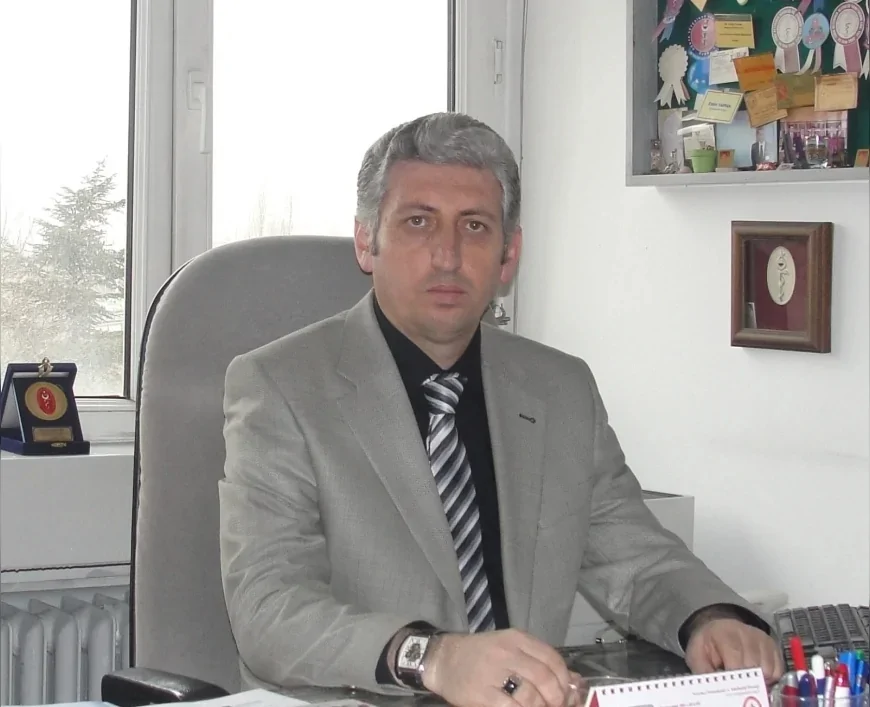Veteriner Farmakoloji ve Toksikoloji Derneği Başkanı Prof. Dr. Ender Yarsan: “Kadın çiftçilerin emeği süt sektörünün temel gücünü oluşturuyor”